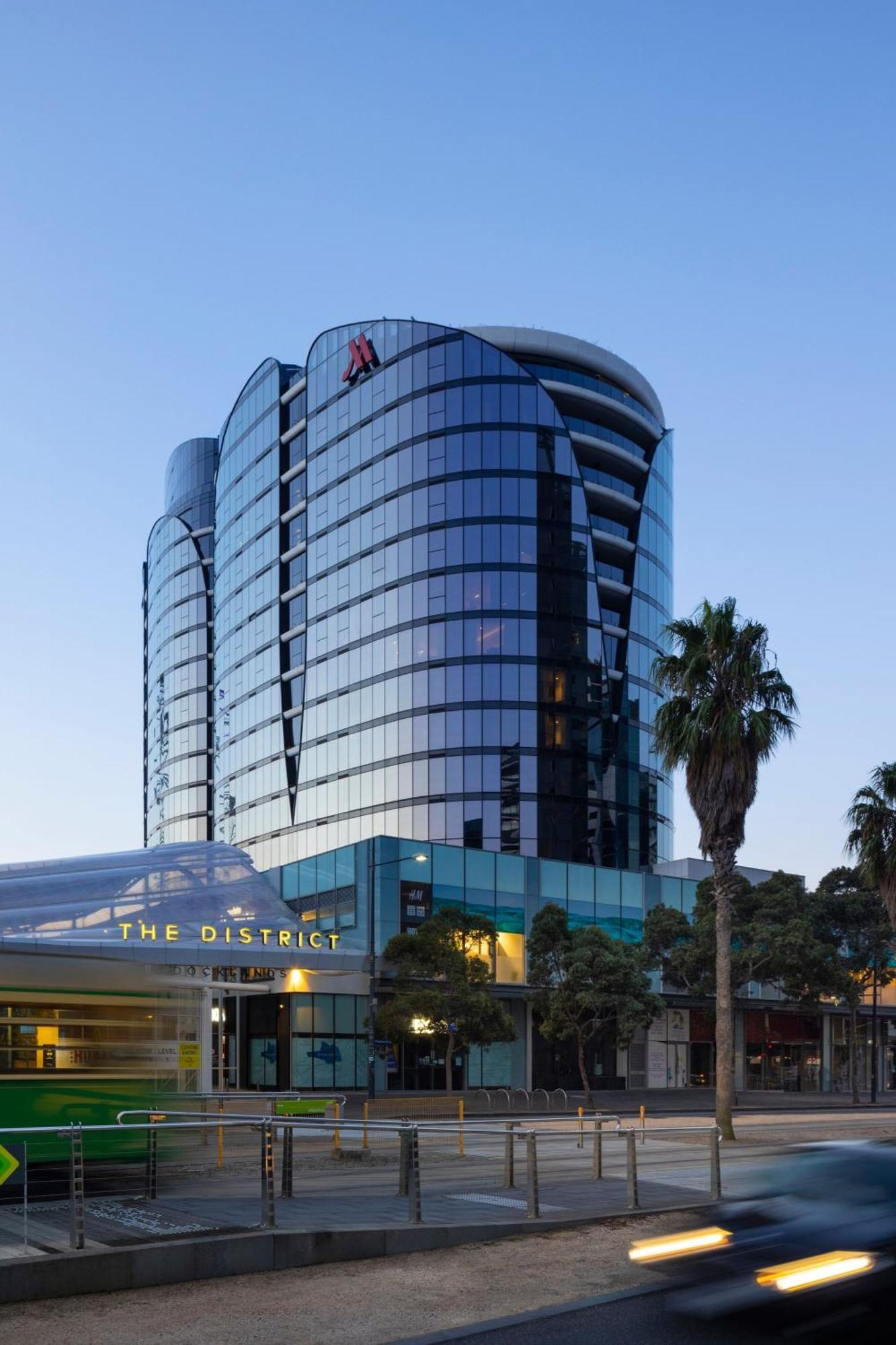 Melbourne Marriott Hotel Docklands Luaran gambar The District at Green Valley Ranch