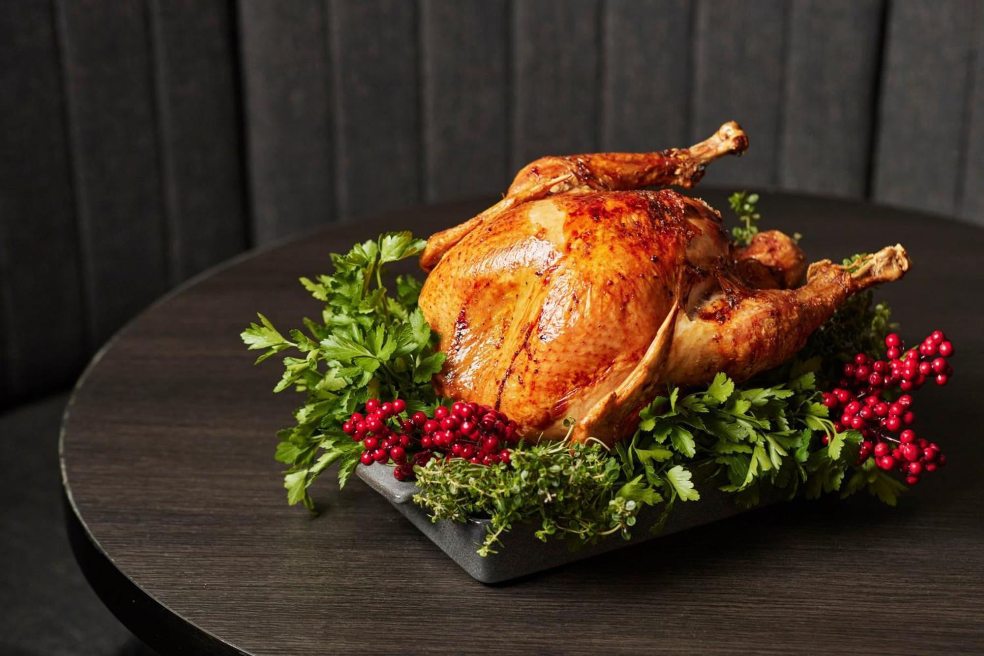 Melbourne Marriott Hotel Docklands Luaran gambar A roasted turkey