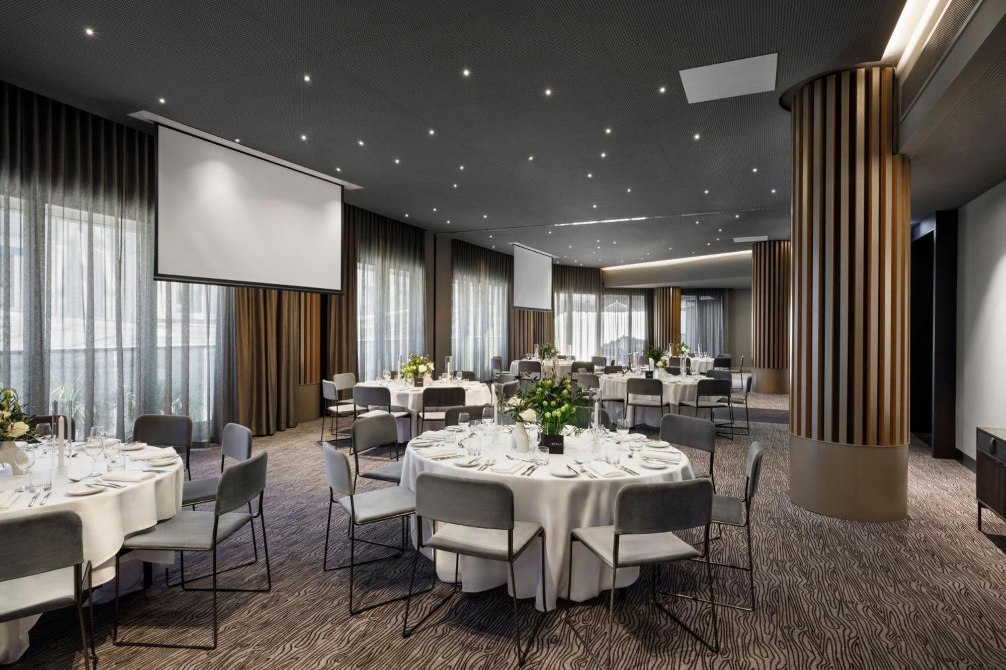 Melbourne Marriott Hotel Docklands Luaran gambar The Westin Ballroom
